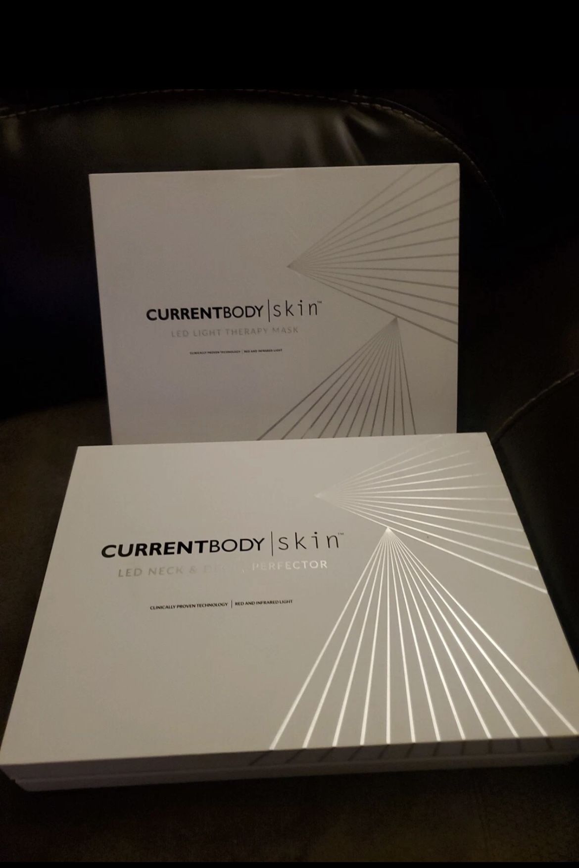 CurrentBody Skin Led Light Therapy Mask