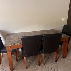 Dining room Table -negotiable 