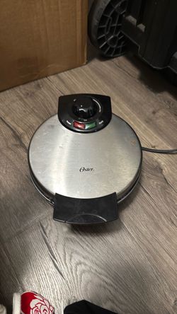 Oster Mini Waffle Maker