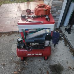 Craftman Compressor With Accesories
