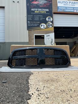 2013, 2014, 2015, 2016, 2017, 2018 Dodge Ram grill / Parilla ( new truck parts )
