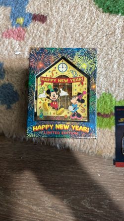 DIsney Happy New Year Hinged LE 1000 Jumbo Box pin