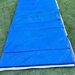 Foldable 10’ x 5’ Martial Arts / Gym Tumbling Mat