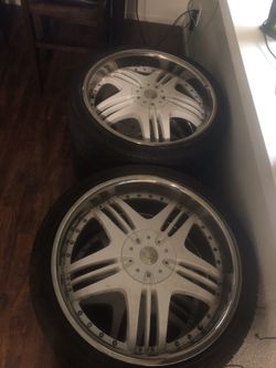 I have all the caps one of the caps has a little hole in it and I also have two brand new tires to go with it