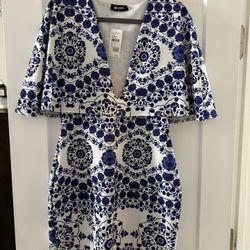 Beautiful Blue and White Dress Chinoiserie Style