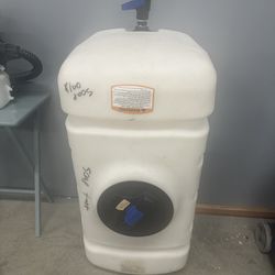 50 Gallon Water Tank 