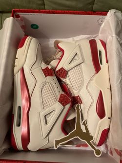 Jordan 4s “Valentines Day “