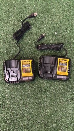 Dewalt DCB1104 big battery rapid chargers