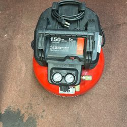 Porter  Cable 6 Gallon Portable Compressor