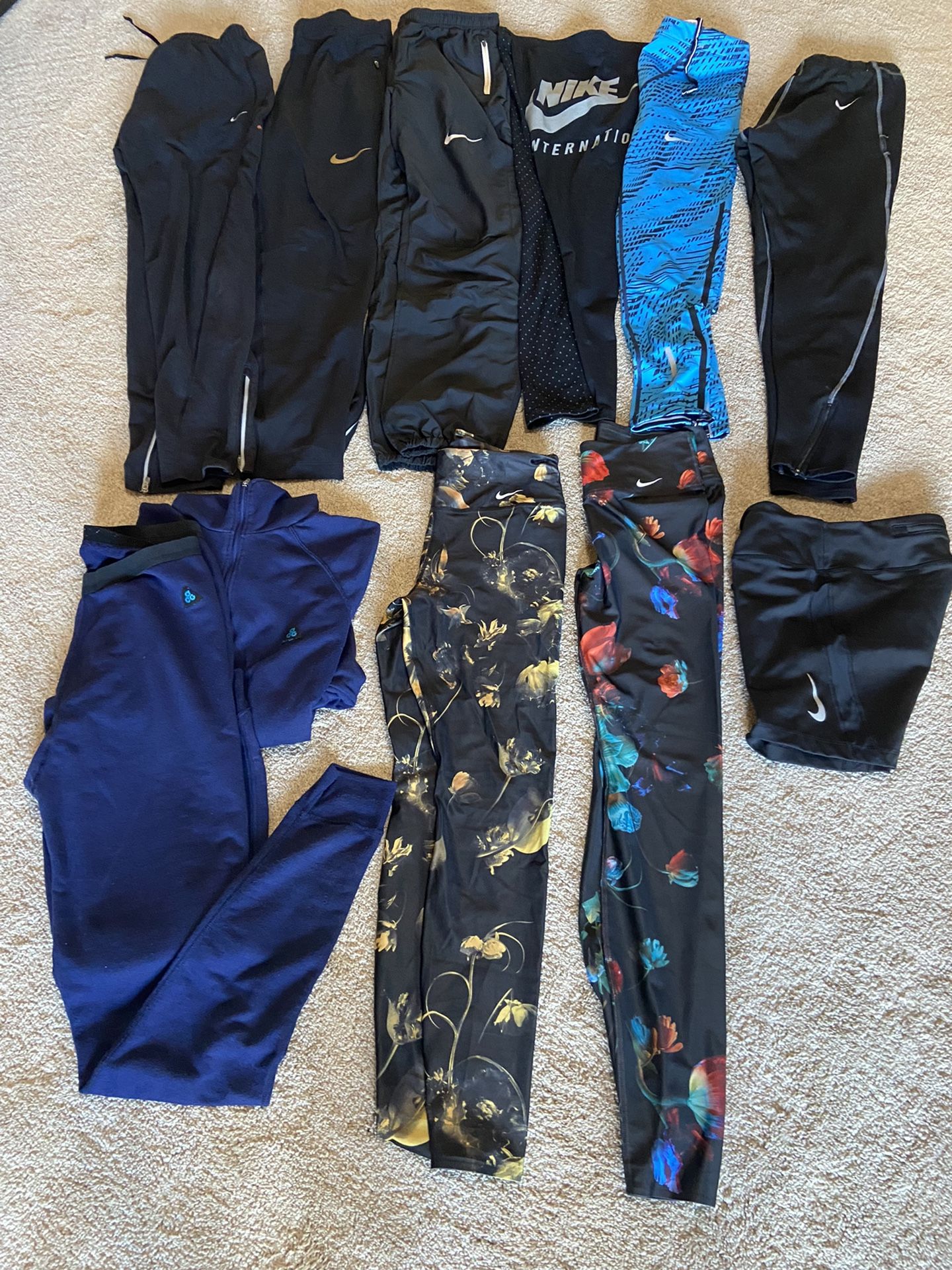 Nike Tights - New & Slightly Used - Women’s M