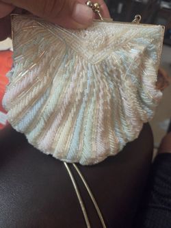 Vintage La Regale Beaded Pastel Clam Seashell Evening Purse Clasp Gold Chain