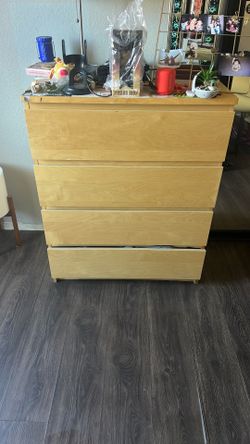 4 DRAWER DRESSER