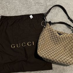  Gucci Hobo Medium Bag