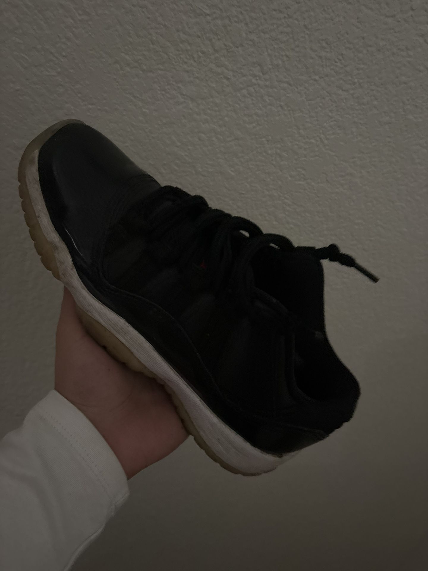 Jordan 11s