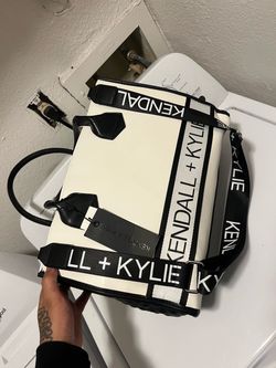 Kendall X Kylie