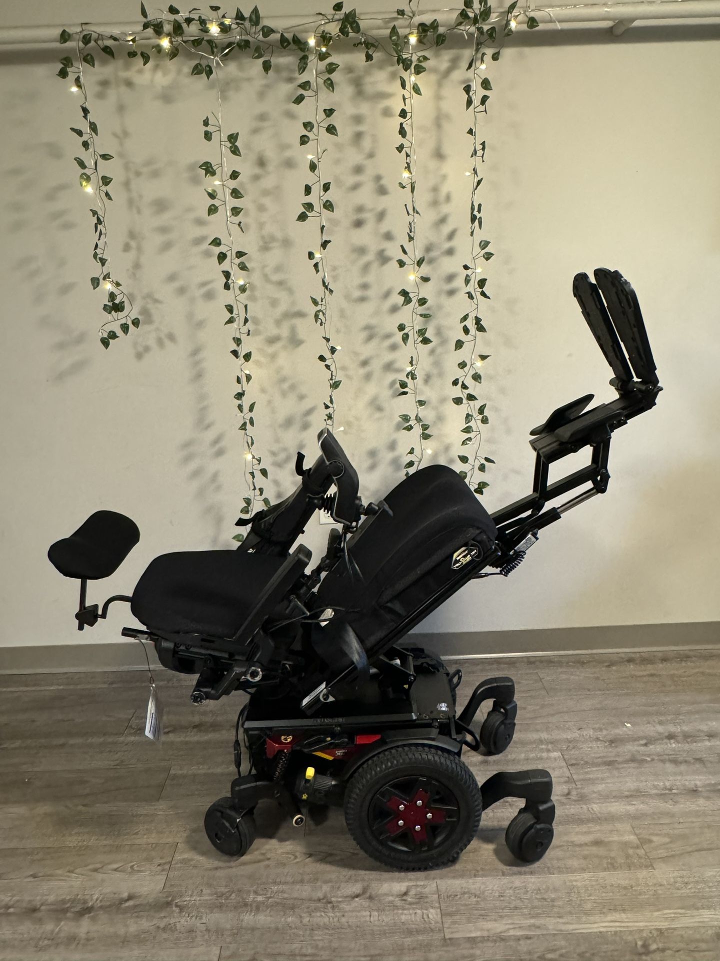 Motorized Wheelchair 