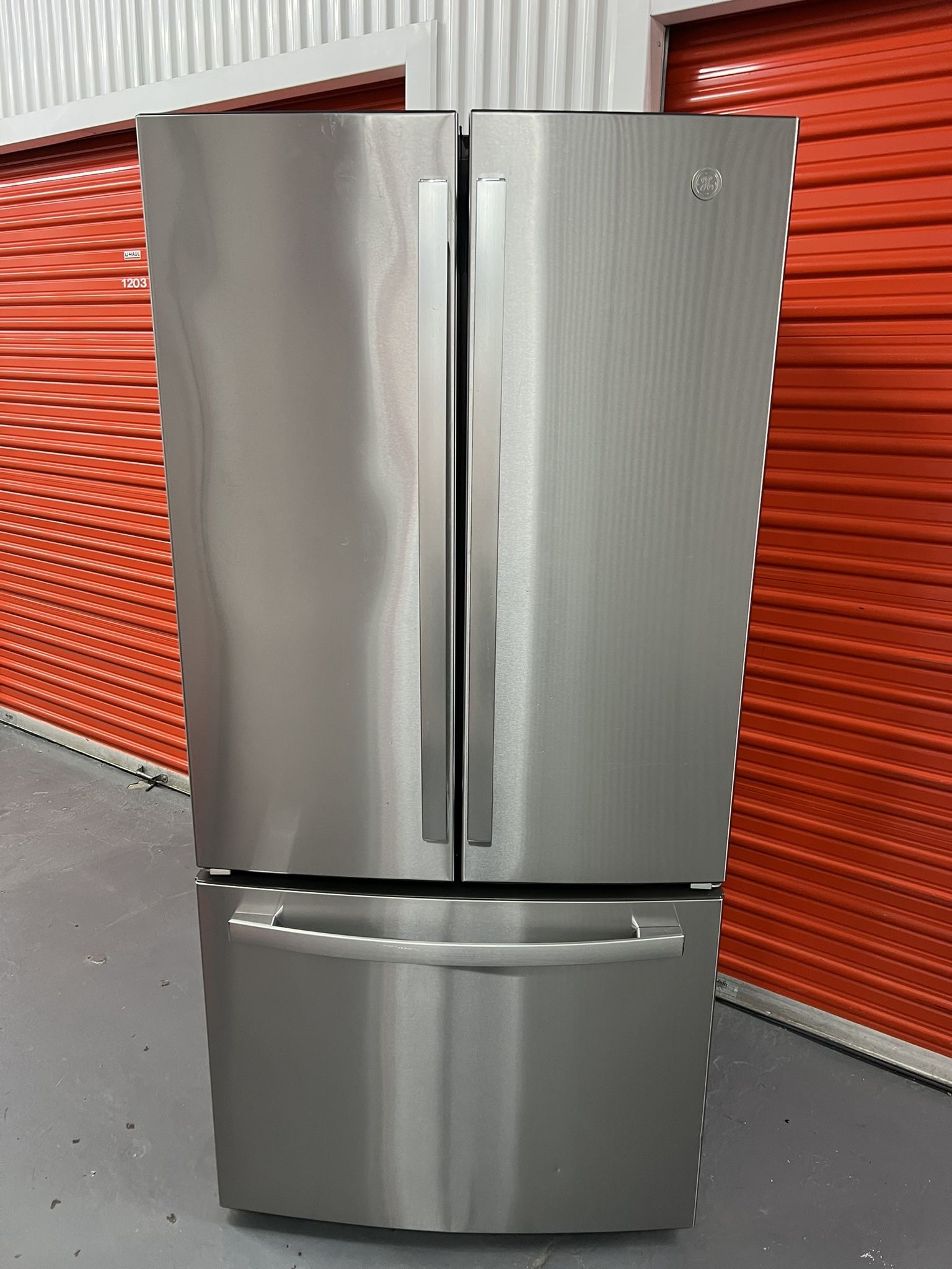 Refrigerador GE De 33” De Ancho 
