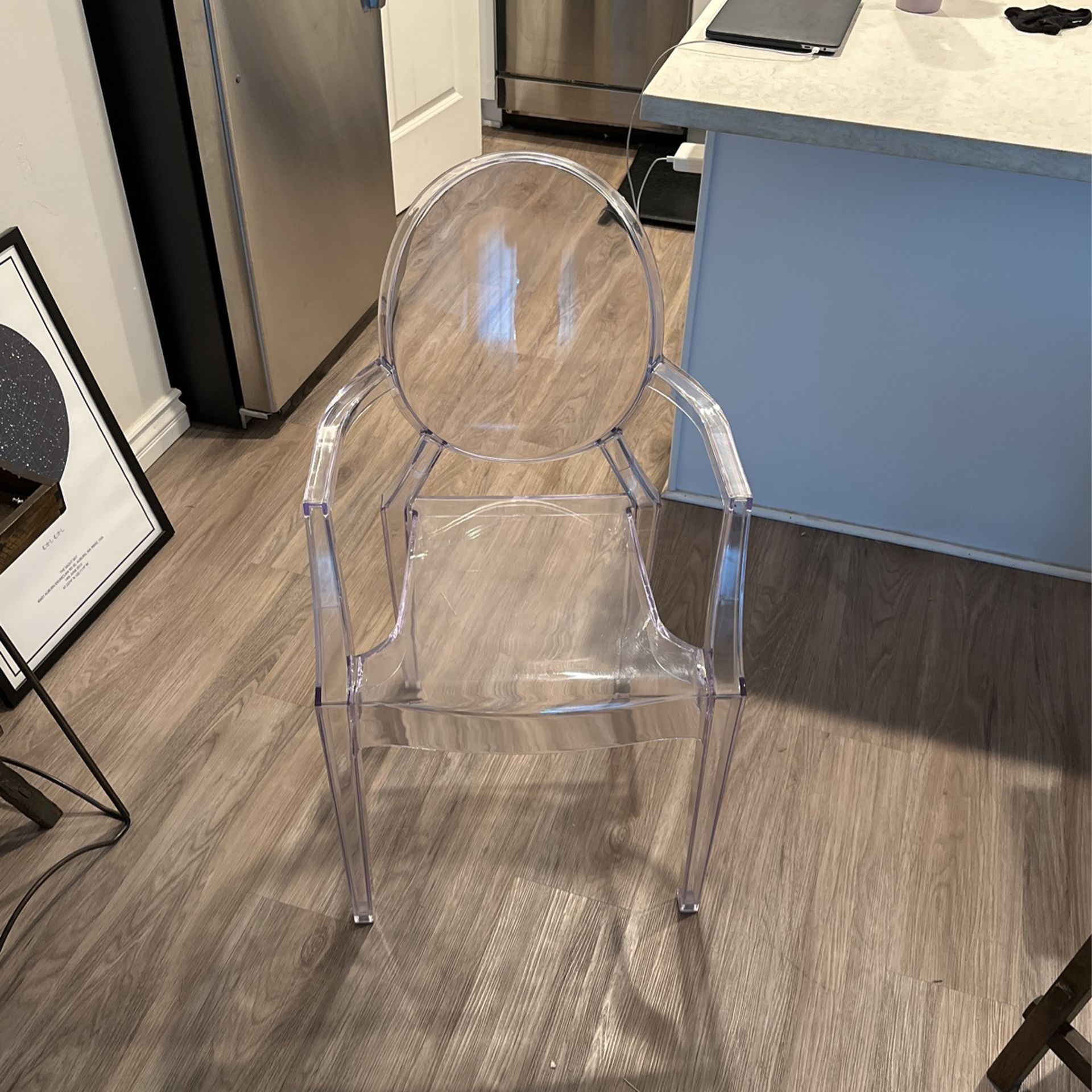 Casper Clear Arm Chair