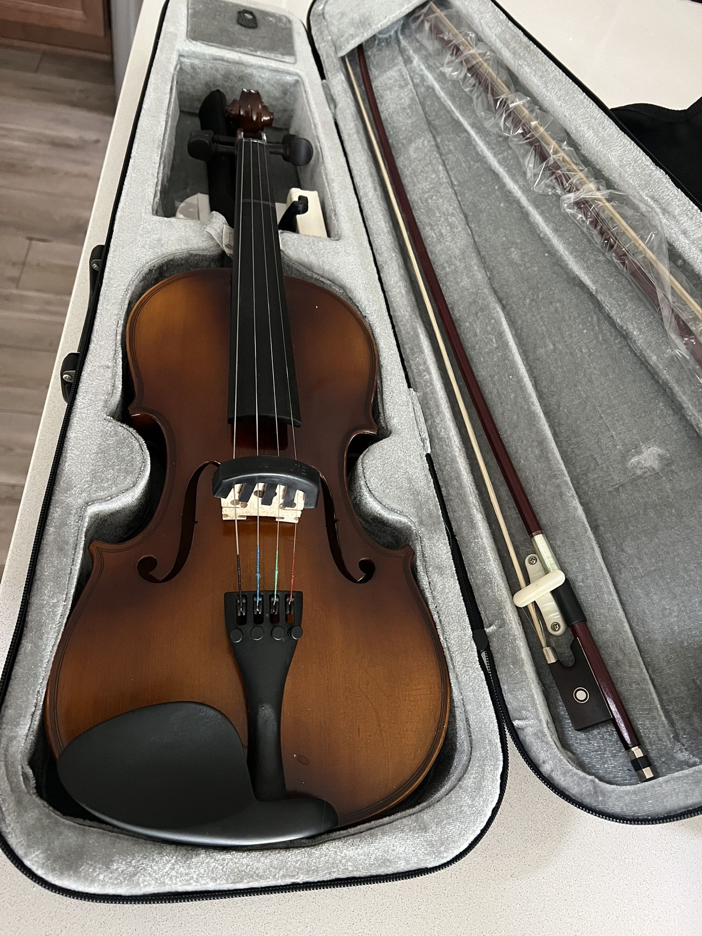 FULL SIZE VIOLIN