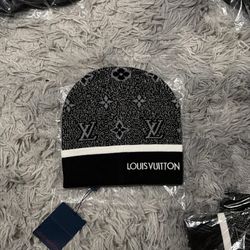 Lv Beanie(CHECK DESCRIPTION)