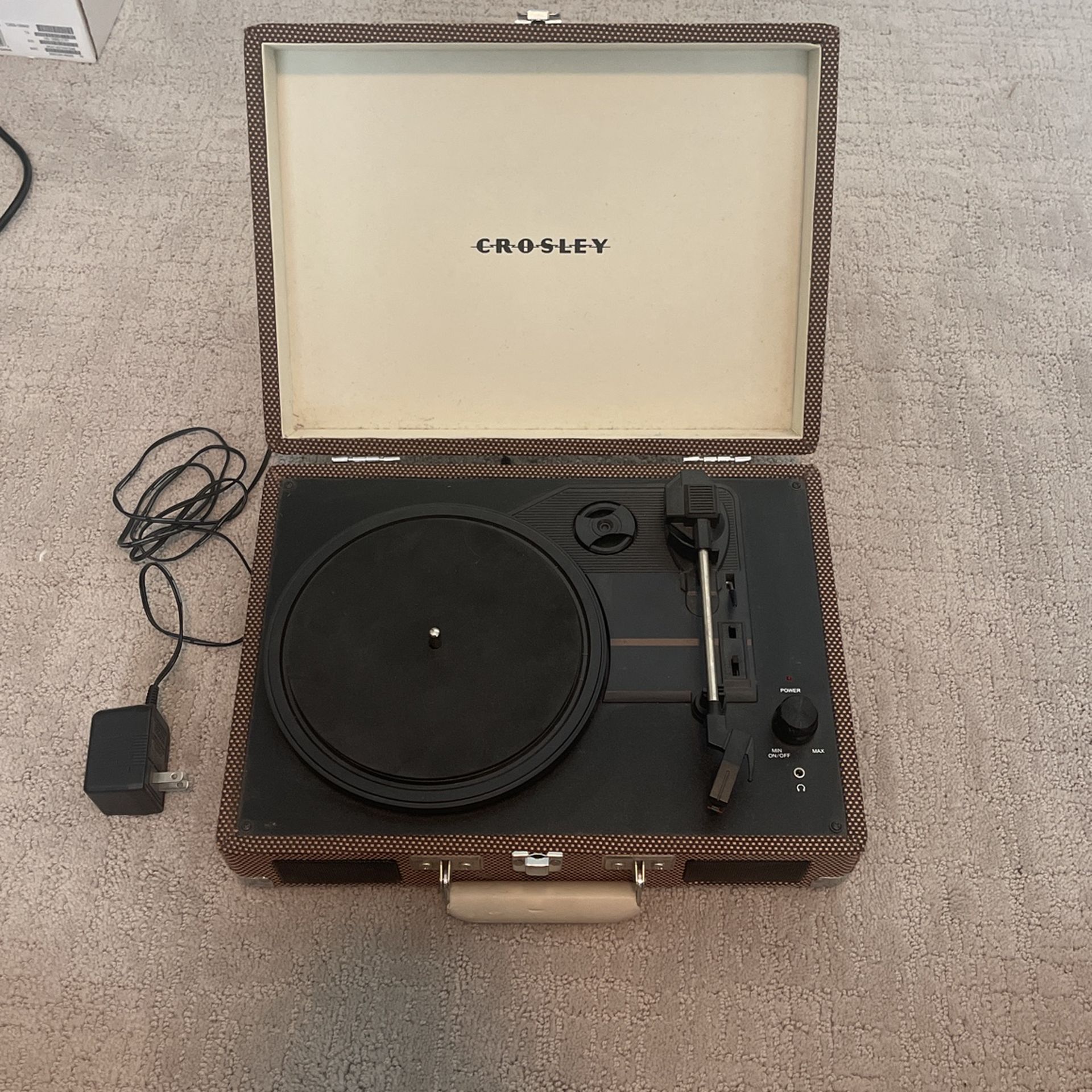 Crosley CR8005A-TW Cruiser 3-Speed Portable Turntable – Tweed Brown