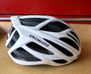 Specialized Echelon II Bike Helmet  - Small 51-56 cm - Great Condition