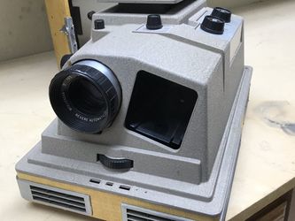 Revere Camera Co Model P888 Automatic Slide Projector