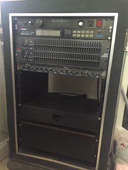 Heavy duty shocked mount amp case