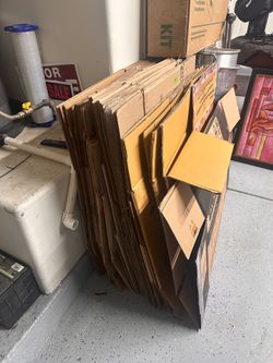 Moving boxes for sale