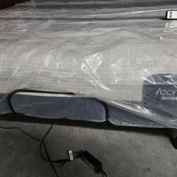 Queen Size Serta Mattress With Adjustable Base 