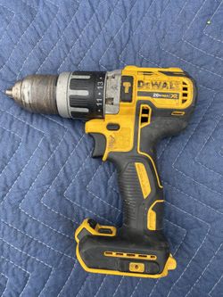 Dewalt 1/2” Cordless Hammer Drill