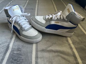 Puma sneakers SZ 7