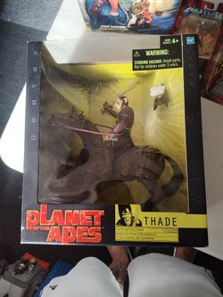 2001 Vintage Planet of the Apes THADE with Battle Steed Action Figure Hasbro new