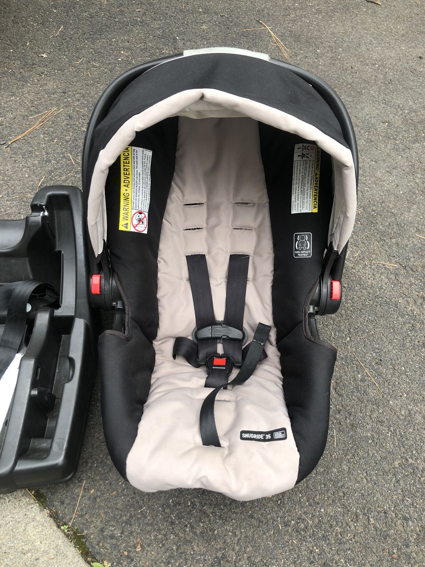 GRACO CAR SEAT CLICK CONNECT w/ 2 BASES