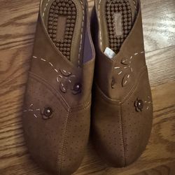 Free Women’s Size 44 (11)