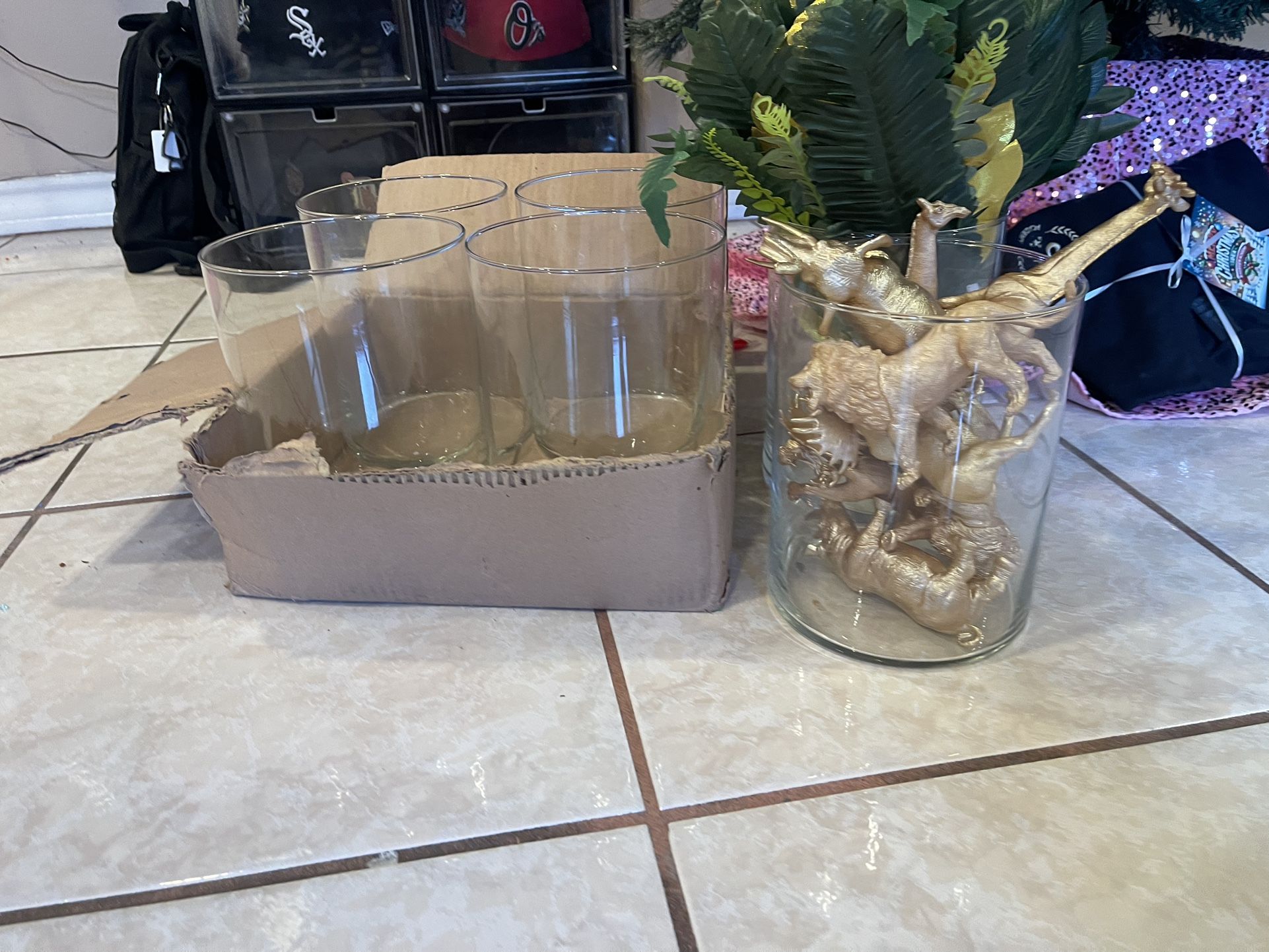 Glass Vase, Plastic Gold Safari Animals
