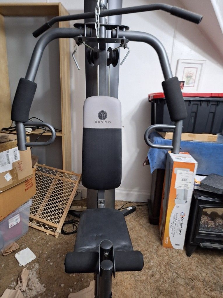 Golds Gym Weight Machine