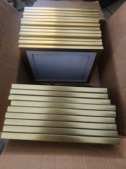 21 Gold Plastic Picture Frames