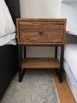 TWO Nightstands/End Tables