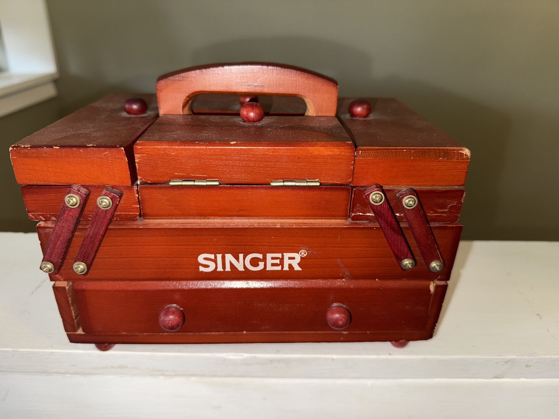 Vintage Singer “mini” Sewing Box
