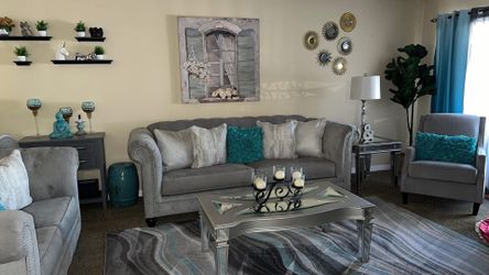 Living Room Set! 7 piece Dining room set!