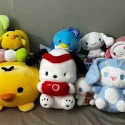 hello kitty plushies