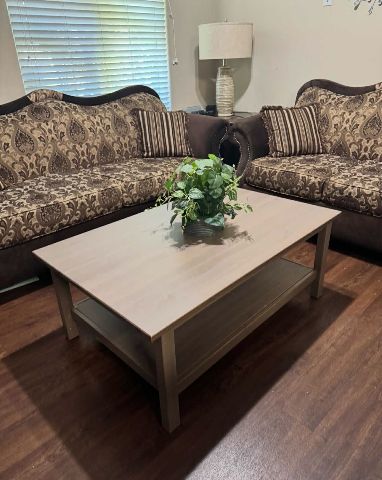 3 set Sofa With Table
