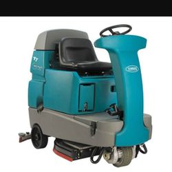 RIDE-ON FLOOR SCRUBBER (T7 EC H2O  NANO CLEAN)