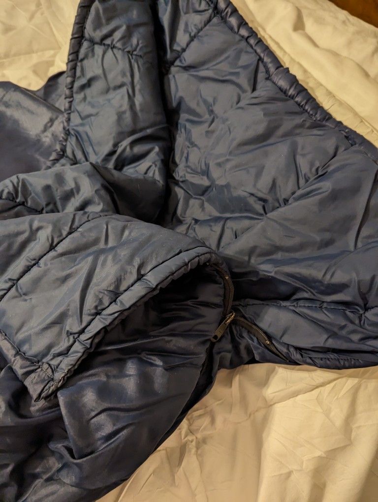 Vintage Nylon Sleeping Bag 6'