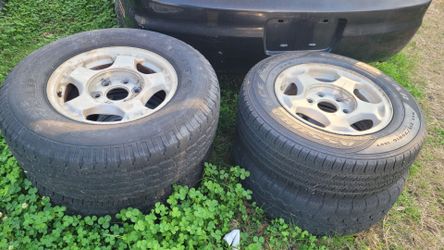Chevy 1500  rims and tires