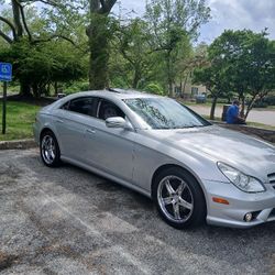 SILVER 4 DOOR CLS 550 MERCEDES BENZ 