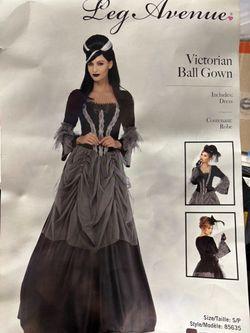 New, Women’s Victorian Vampire Costume size Small