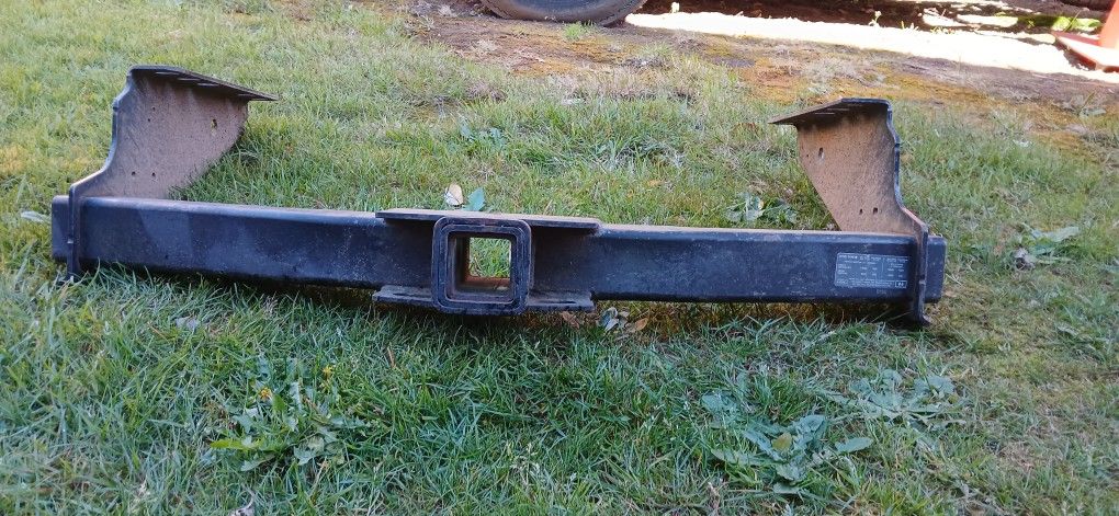Ford Receiver Hitch 2"/2.5"