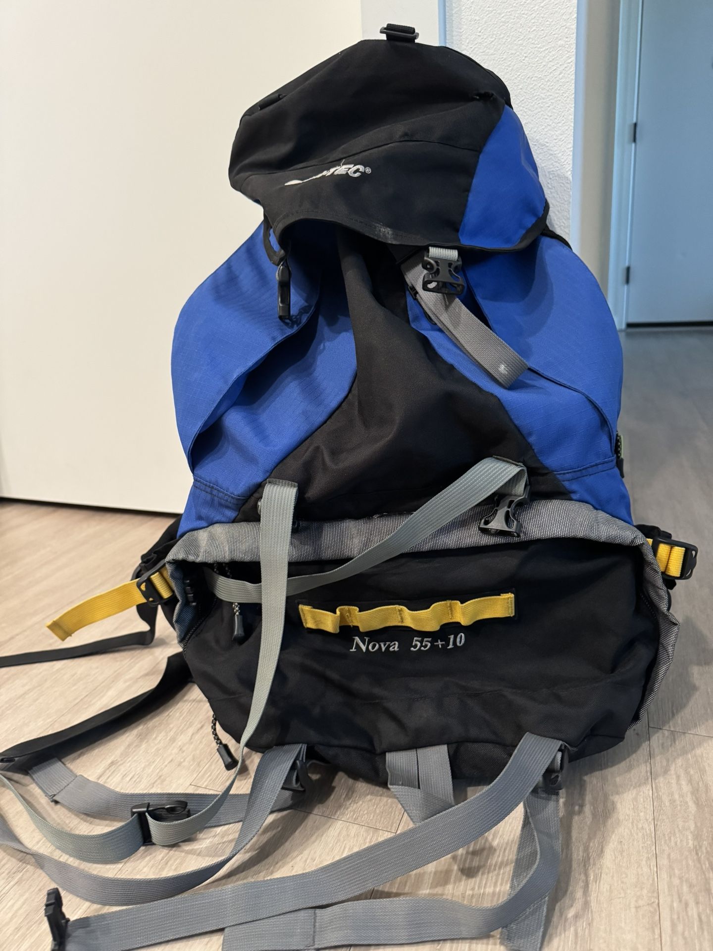 HI-TEC Nova 55+10L Hiking Backpack